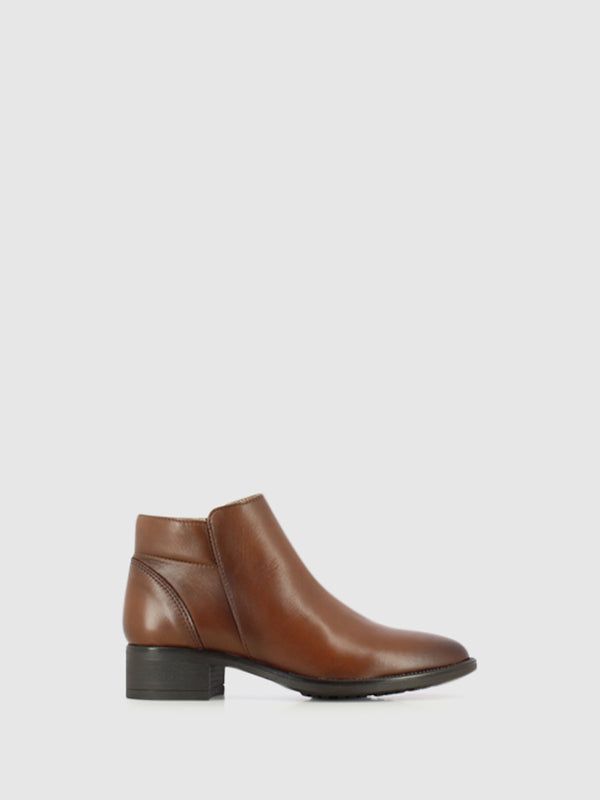 Botins com Fecho em Cognac